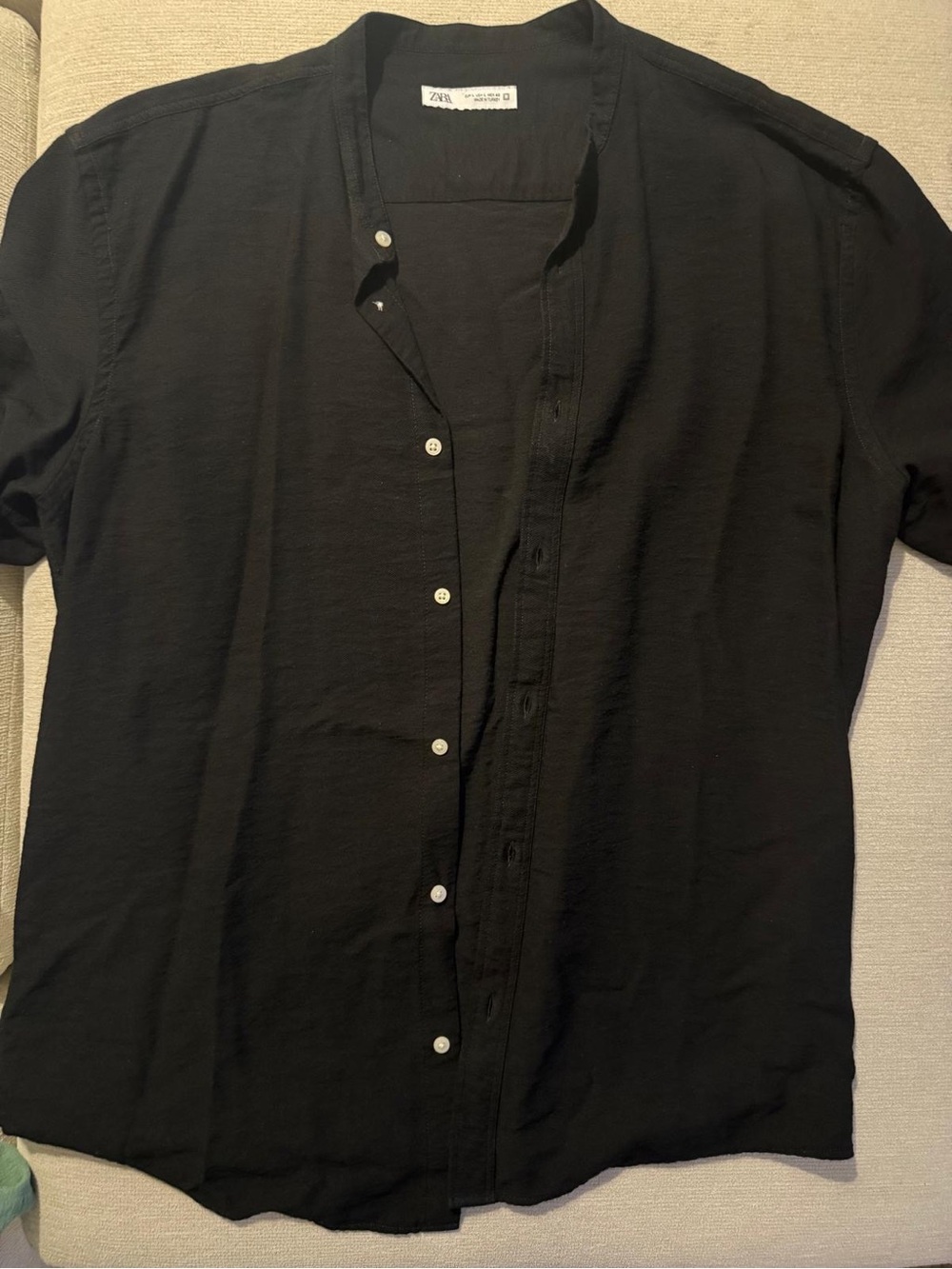 Zara Black Short-Sleeve Button-Down Shirt